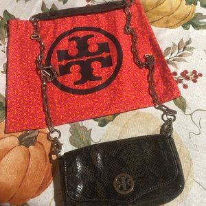 Tory Burch small snake clutch chain bag